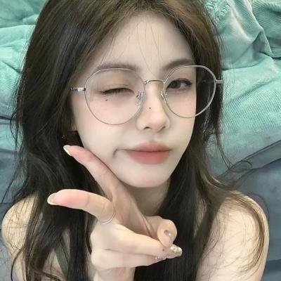 龙纹身的女鬼入镜